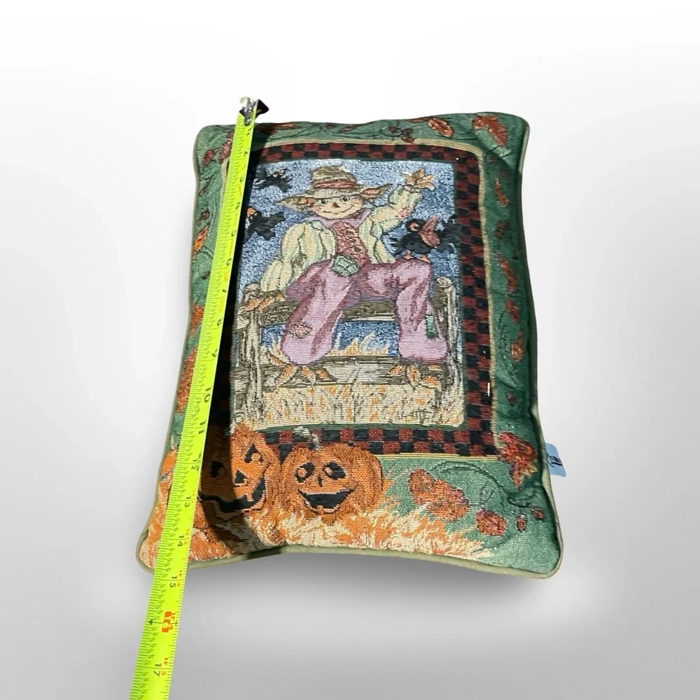 Riverdale Decorative Throw Pillow Scarecrow Pumpkins Halloween‎ Tapestry cottage